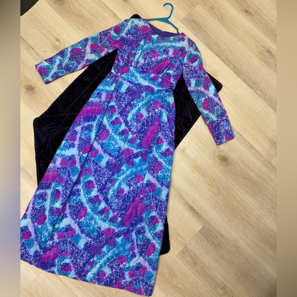 Vintage Purple Blue & Pink 60’s 70’s quilted long sleeve pencil Maxi Dress XS - Picture 9 of 16